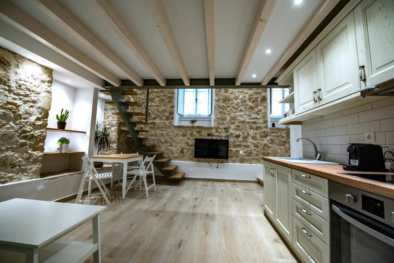 Yiasemi Corfu Loft Apartments מראה חיצוני תמונה