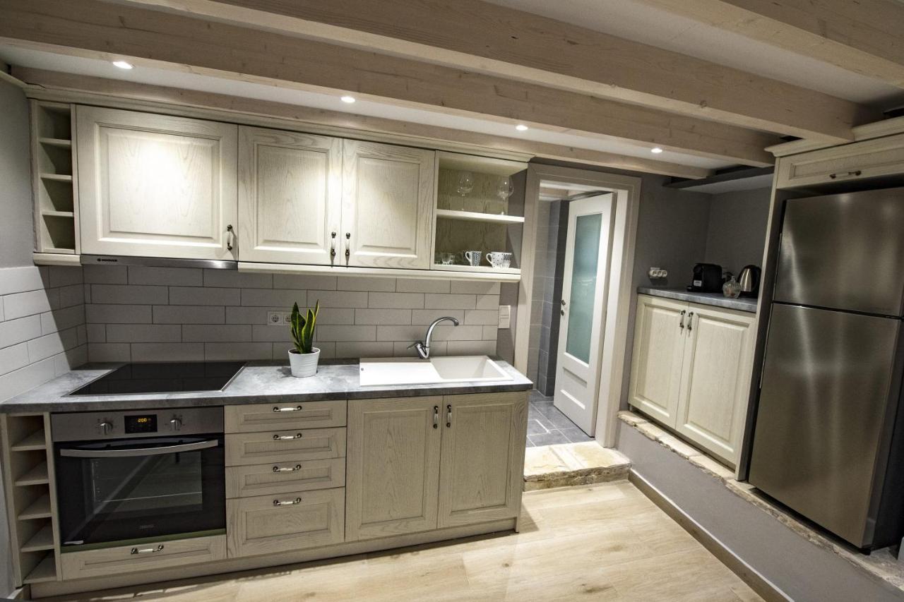 Yiasemi Corfu Loft Apartments מראה חיצוני תמונה