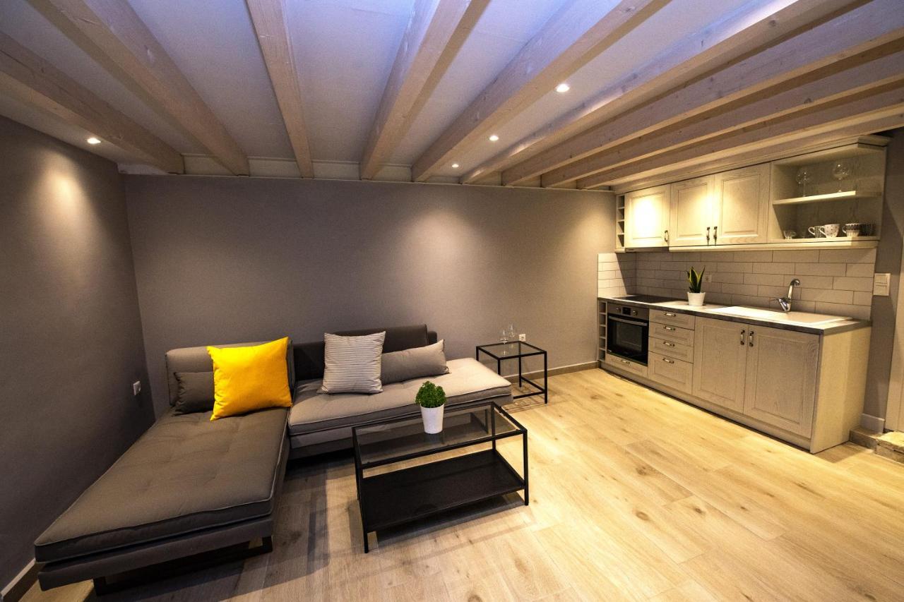Yiasemi Corfu Loft Apartments מראה חיצוני תמונה